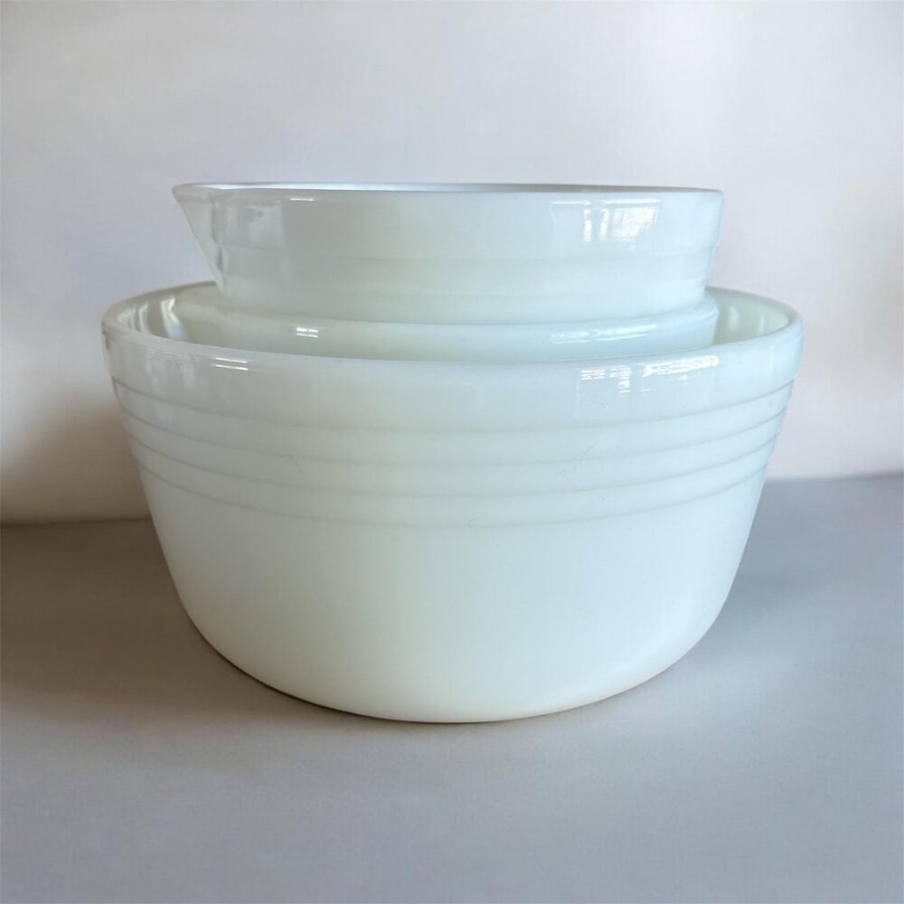 VTG Pyrex Hamilton Beach Mixing Bowl Set Of 3 White Milk Glass USA Nesting